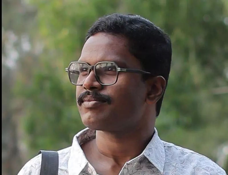 വിദ്യാർഥിയെ ആൾക്കൂട്ട വിചാരണക്ക് എറിഞ്ഞു കൊടുത്ത വിജയകുമാരി സമര്‍പ്പിച്ച പ്രബന്ധത്തിൽ പോലും ഗവേഷണ രീതി ശാസ്ത്രം പാലിച്ചിട്ടില്ല; ടി.എസ് ശ്യാം കുമാര്‍