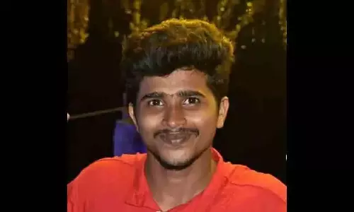 നിയമ വിദ്യാർഥിയെ മരിച്ച നിലയിൽ കണ്ടെത്തി നിയമ വിദ്യാർഥിയെ മരിച്ച നിലയിൽ കണ്ടെത്തി