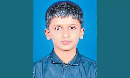 മകൻ പഠനത്തിൽ മോശമെന്ന് പിതാവിനോട് അധ്യാപകർ; വിദ്യാർഥി ജീവനൊടുക്കി