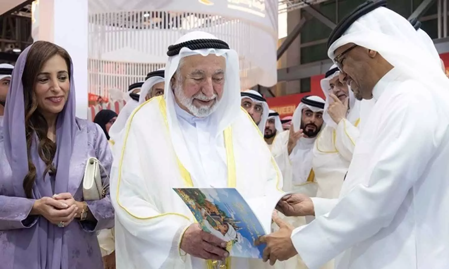 SIBF 2025: Sharjah Ruler allocates Dh4.5 million to libraries at book fair