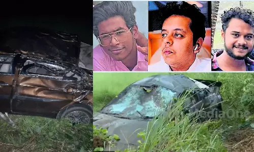 കാട്ടുപന്നി കുറുകെ ചാടി, നിയന്ത്രണം വിട്ട കാർ മരത്തിലിടിച്ച് പാടത്തേക്ക് മറിഞ്ഞു; മൂന്ന് യുവാക്കള്‍ക്ക് ദാരുണാന്ത്യം