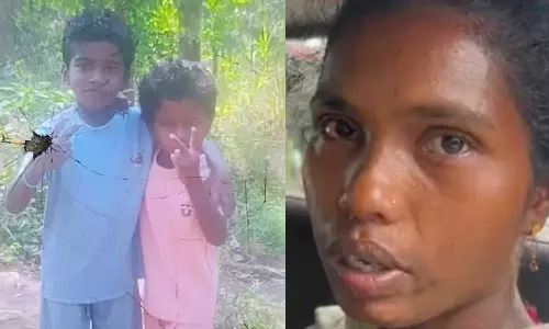 മടിയിൽ വെച്ചപ്പോൾ അനക്കമുണ്ടായിരുന്നു,വണ്ടി കിട്ടിയിരുന്നെങ്കിൽ മക്കളിൽ ഒരാളെ രക്ഷിക്കാമായിരുന്നു; വേദനയോടെ വീട് തകര്‍ന്ന് മരിച്ച കുട്ടികളുടെ അമ്മ