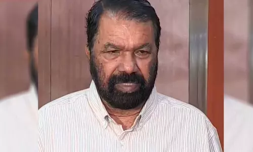 സർക്കാർ പരിപാടിയിൽ ഗണഗീതം പാടിപ്പിച്ചതിലൂടെ ജനാധിപത്യത്തെയും ഭരണഘടനയെയും വെല്ലുവിളിച്ചിരിക്കുകയാണ്: മന്ത്രി വി.ശിവൻകുട്ടി സർക്കാർ പരിപാടിയിൽ ഗണഗീതം പാടിപ്പിച്ചതിലൂടെ ജനാധിപത്യത്തെയും ഭരണഘടനയെയും വെല്ലുവിളിച്ചിരിക്കുകയാണ്: മന്ത്രി വി.ശിവൻകുട്ടി