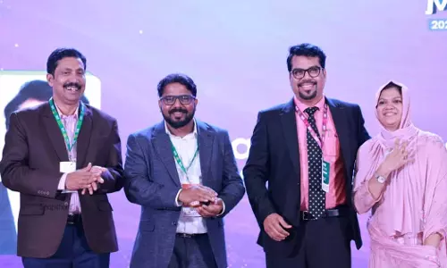 തുംറൈത്ത്‌ ഇന്ത്യൻ സ്കൂളിനായുള്ള പോരാട്ടം; റസ്സൽ മുഹമ്മദിന് മീഡിയവൺ പുരസ്‌കാരം