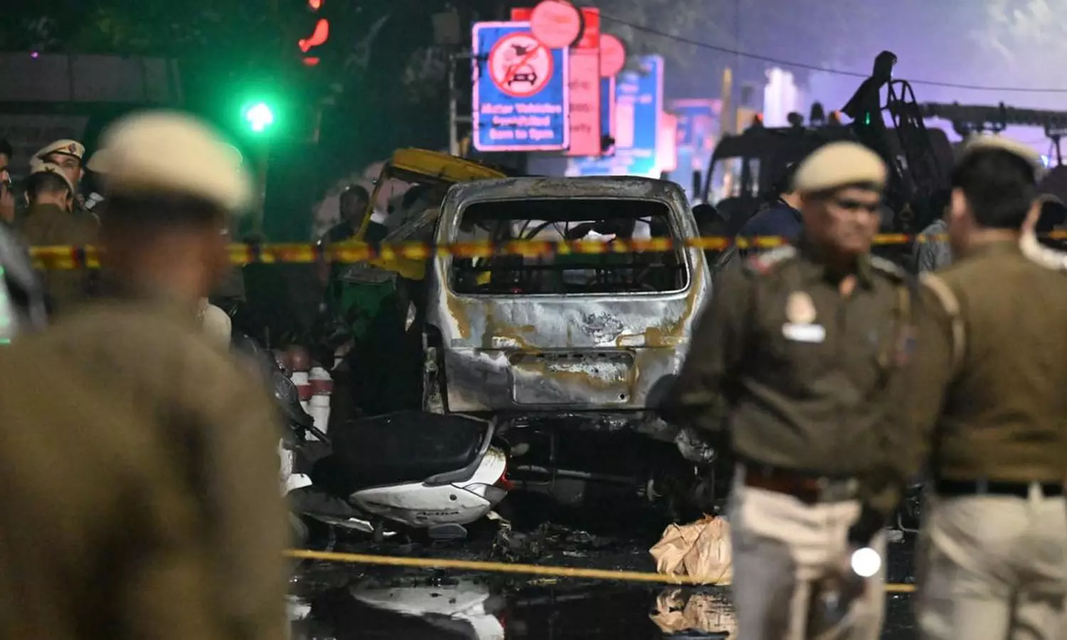 ഡൽഹി സ്‌ഫോടനത്തിൽ ഞെട്ടിവിറച്ച് രാജ്യം; കേരളത്തിലും മുംബൈയിലും കൊൽക്കത്തയിലും അതീവ ജാഗ്രത