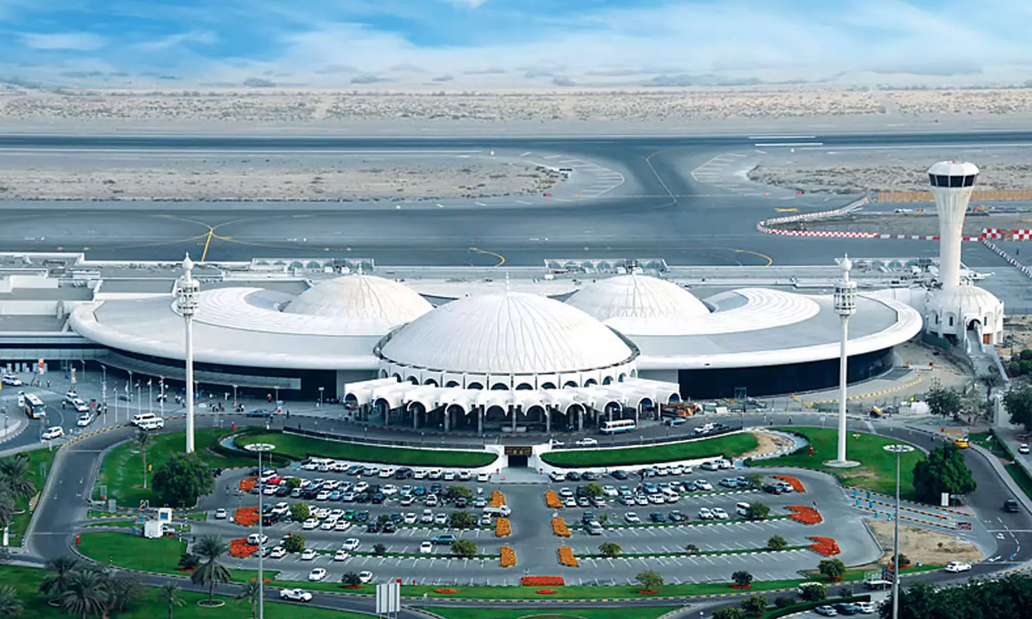 യാത്ര സുഖമാകും, ഷാർജ വിമാനത്താവളത്തിൽ ഇനി യാത്രക്കാർക്ക് ക്യൂ നിൽക്കേണ്ട