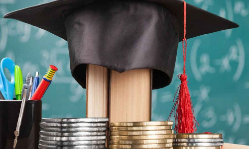 15,000 രൂപ മുതൽ 20 ലക്ഷം വരെ സ്കോളർഷിപ്പ്; അപേക്ഷിക്കാനുള്ള അവസാന തിയതി നവംബർ 15