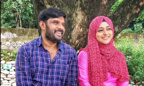 വാപ്പിച്ചിയുടെ ഖബറിന് ഉമ്മിച്ചി നട്ട മൈലാഞ്ചിച്ചെടികൾ തണലാവുന്നു; നോവുന്ന കുറിപ്പുമായി കലാഭവൻ നവാസിന്‍റെ മക്കൾ