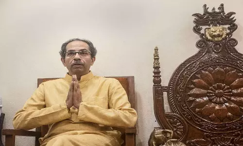 ഉദ്ധവിന്റെ വീടിന് മുകളിൽ ഡ്രോൺ: ചോദ്യങ്ങളുമായി ആദിത്യ താക്കറെ ഉദ്ധവിന്റെ വീടിന് മുകളിൽ ഡ്രോൺ: ചോദ്യങ്ങളുമായി ആദിത്യ താക്കറെ