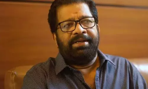 കോഴിക്കോട് കോർപ്പറേഷനിൽ യുഡിഎഫിൻ്റെ സർപ്രൈസ് നീക്കം; സംവിധായകൻ വി.എം.വിനു മേയർ സ്ഥാനാർഥി ആയേക്കും