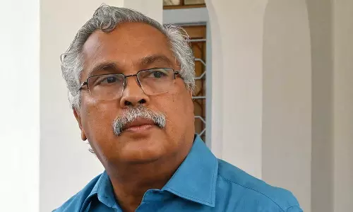 കോൺഗ്രസും ബിജെപിയും ഒറ്റക്കെട്ട്, വർഗീയശക്തികൾക്കെതിരെ എൽഡിഎഫ് കൈകോർത്ത് പിടിക്കും: ബിനോയ് വിശ്വം