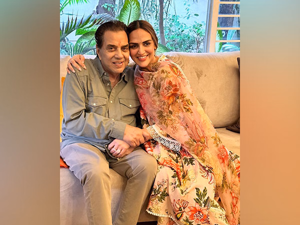 പപ്പ സുഖമായിരിക്കുന്നു,തെറ്റായ വാര്‍ത്തകൾ പ്രചരിപ്പിക്കരുത്; ധര്‍മേന്ദ്രയുടെ മരണവാര്‍ത്ത നിഷേധിച്ച് മകൾ ഇഷ ഡിയോൾ