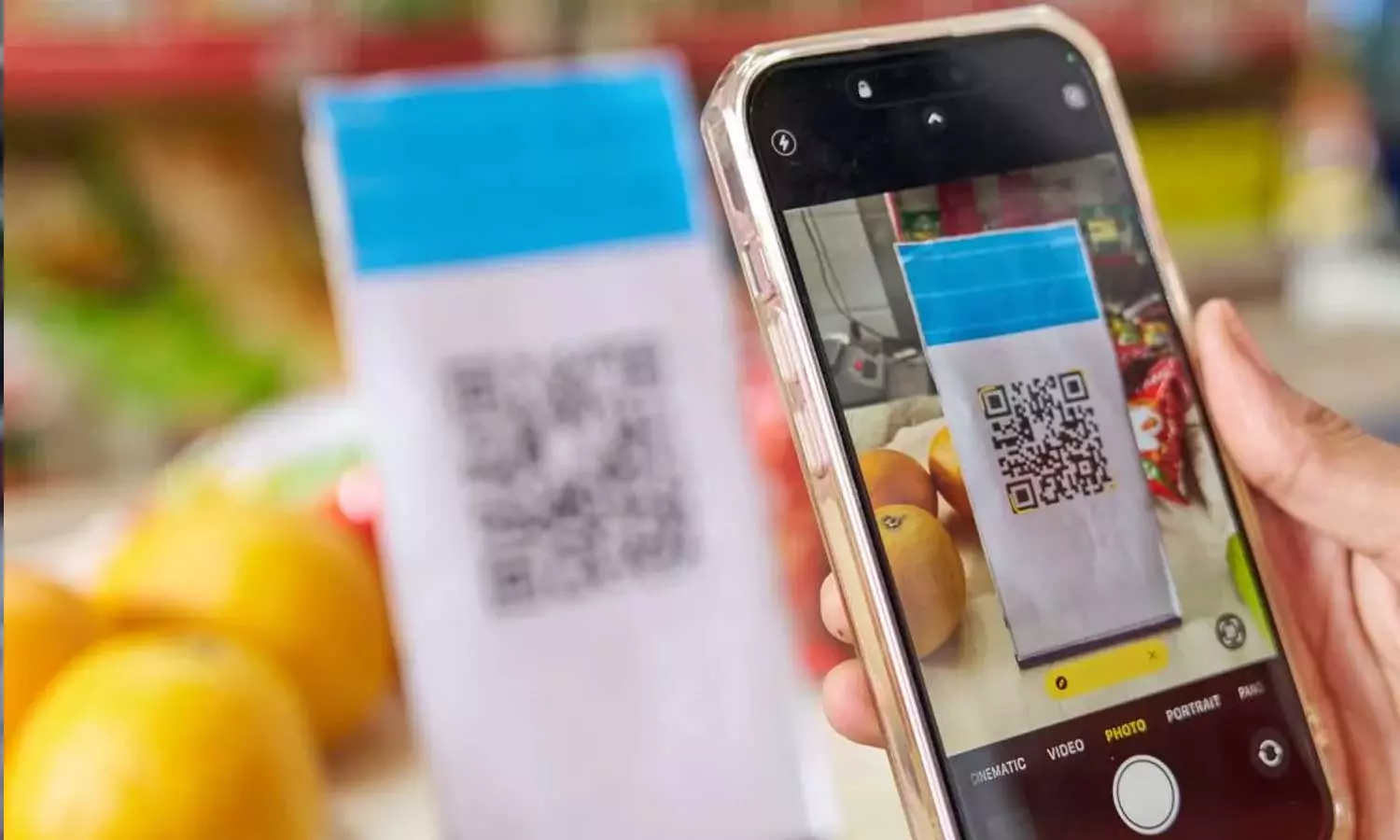 അച്ചടിച്ച നോട്ടുകളും എടിഎമ്മുകളും അപ്രത്യക്ഷമാകുന്നു, എല്ലായിടത്തും ക്യൂ ആർ കോഡ്; ലോകത്തിലെ ആദ്യത്തെ പണരഹിത രാജ്യത്തെക്കുറിച്ചറിയാം