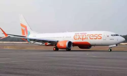 ഇൻഡിഗോ, എയർഇന്ത്യ എക്‌സ്പ്രസ് വിമാനങ്ങൾക്ക് ബോംബ് ഭീഷണി; സന്ദേശം വ്യാജം