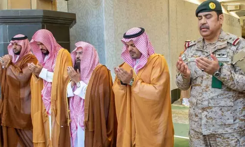 സൗദിയിൽ മഴക്ക് വേണ്ടി പ്രാർത്ഥന നടന്നു സൗദിയിൽ മഴക്ക് വേണ്ടി പ്രാർത്ഥന നടന്നു