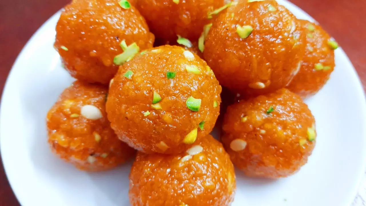 500 കിലോ ലഡു, 5 ലക്ഷം രസഗുള; ബിഹാറിൽ ആഘോഷത്തിനൊരുങ്ങി എൻഡിഎ