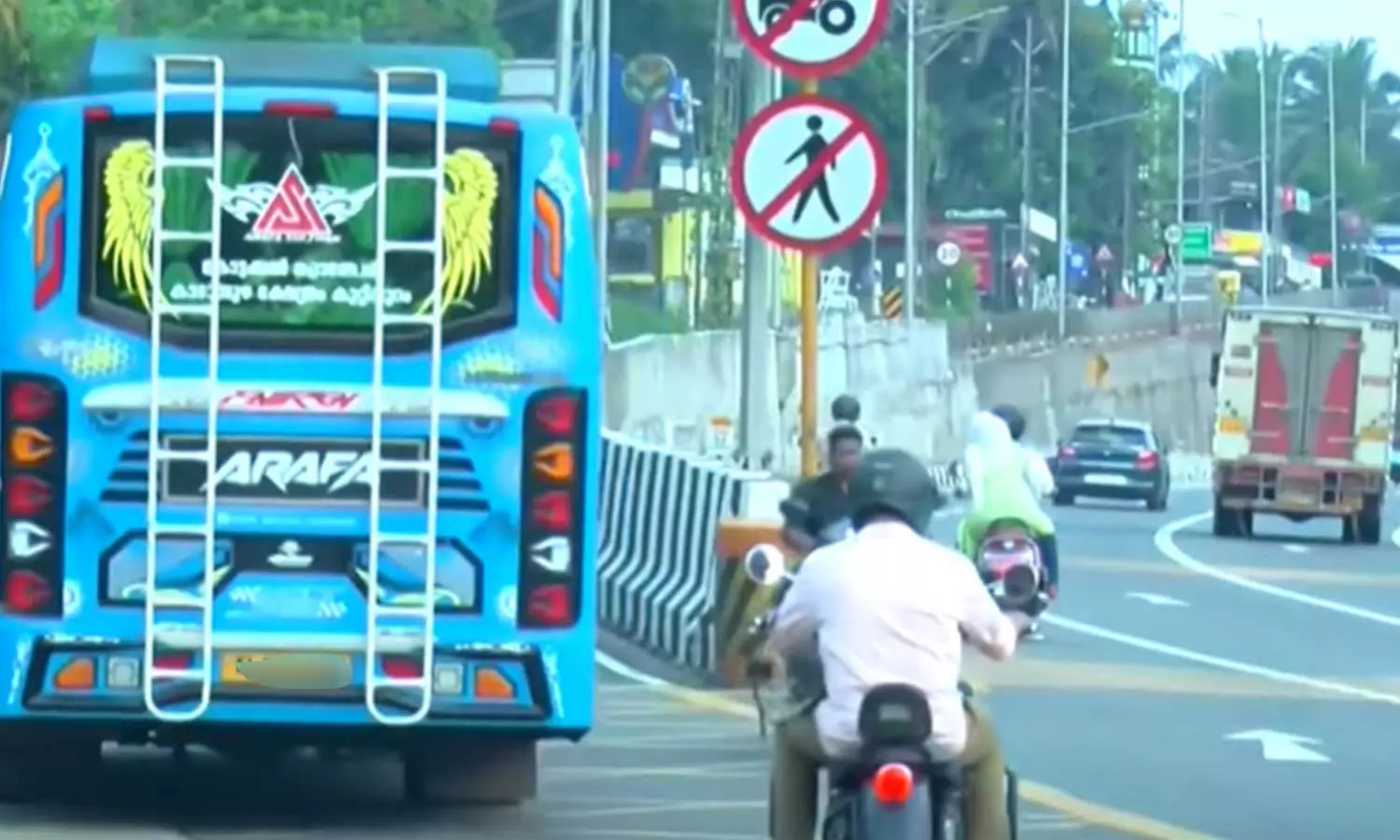 മലപ്പുറം ജില്ലയിൽ ദേശീയപാതയിലെ സർവീസ് റോഡുകൾ വൺവേയാക്കുന്നു;ഓട്ടോ സ്റ്റാൻഡുകൾ ഉൾപ്പെടെ ഒഴിവാക്കും