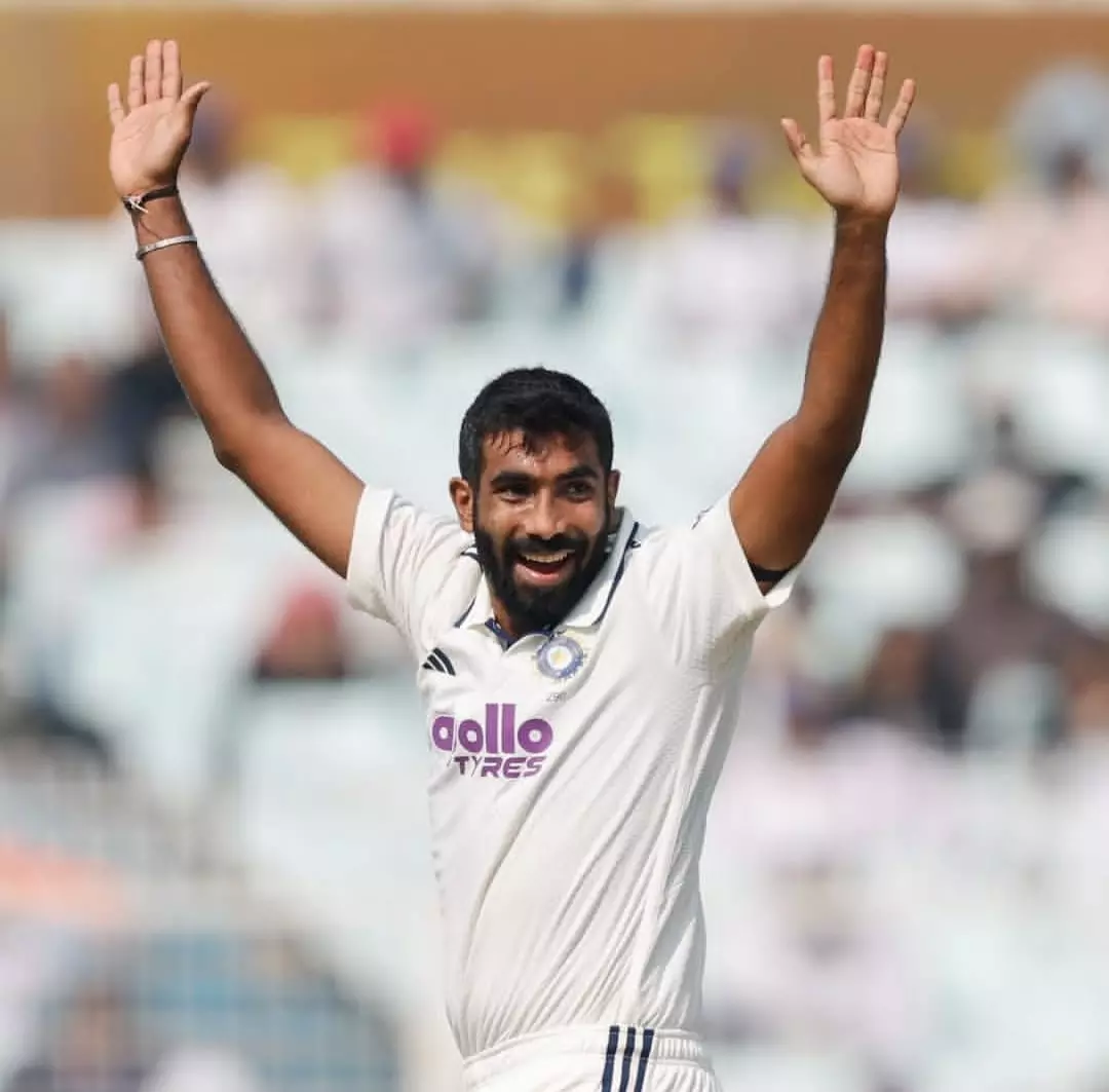 ഈഡൻ ഗാർഡൻസിൽ ആദ്യ ദിനം ഇന്ത്യൻ ആധിപത്യം ഈഡൻ ഗാർഡൻസിൽ ആദ്യ ദിനം ഇന്ത്യൻ ആധിപത്യം