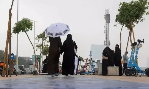 Cold weather arrives, rain across Saudi Arabia; Red alert in various places Cold weather arrives, rain across Saudi Arabia; Red alert in various places