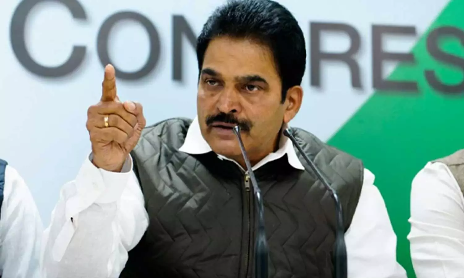 ബിഹാറിൽ എൻഡിഎയുടെ വിജയം തട്ടിപ്പിലൂടെ, ജനാധിപത്യം അതീവഗുരുതരാവസ്ഥയിലൂടെ കടന്നുപോകുന്നു: കെ.സി വേണു​ഗോപാൽ