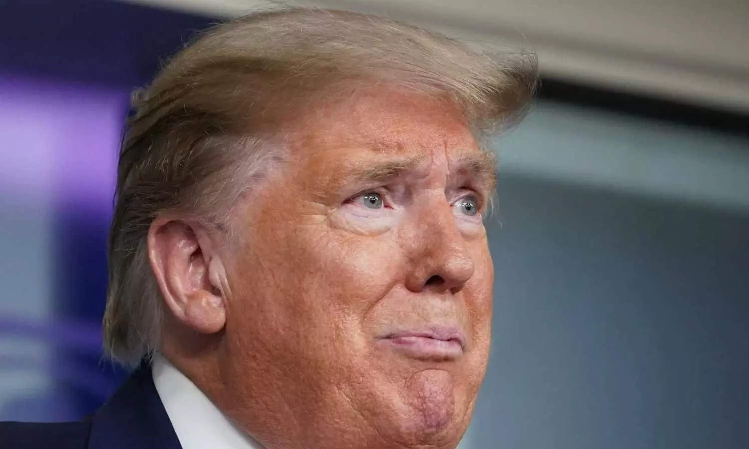 ട്രംപ് ഇന്ന് രാത്രി രാജിവെയ്ക്കുമോ? ഇ-മെയിൽ ചോർച്ചക്ക് പിന്നാലെ സമൂഹമാധ്യമങ്ങളിൽ പ്രചാരണം ശക്തം