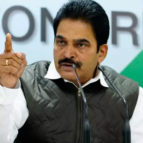 ബിഹാറിൽ എൻഡിഎയുടെ വിജയം തട്ടിപ്പിലൂടെ, ജനാധിപത്യം അതീവഗുരുതരാവസ്ഥയിലൂടെ കടന്നുപോകുന്നു: കെ.സി വേണു​ഗോപാൽ