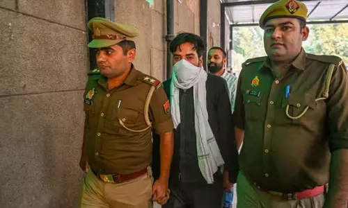 കടം വാങ്ങിയ പണം തിരികെ ചോദിച്ചു, കാമുകിയുടെ തലയറുത്ത യുവാവ് പിടിയിൽ