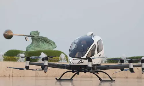 ഖത്തറിൽ പൈലറ്റില്ലാ എയർ ടാക്സിയുടെ പരീക്ഷണപ്പറക്കൽ വിജയകരം ഖത്തറിൽ പൈലറ്റില്ലാ എയർ ടാക്സിയുടെ പരീക്ഷണപ്പറക്കൽ വിജയകരം