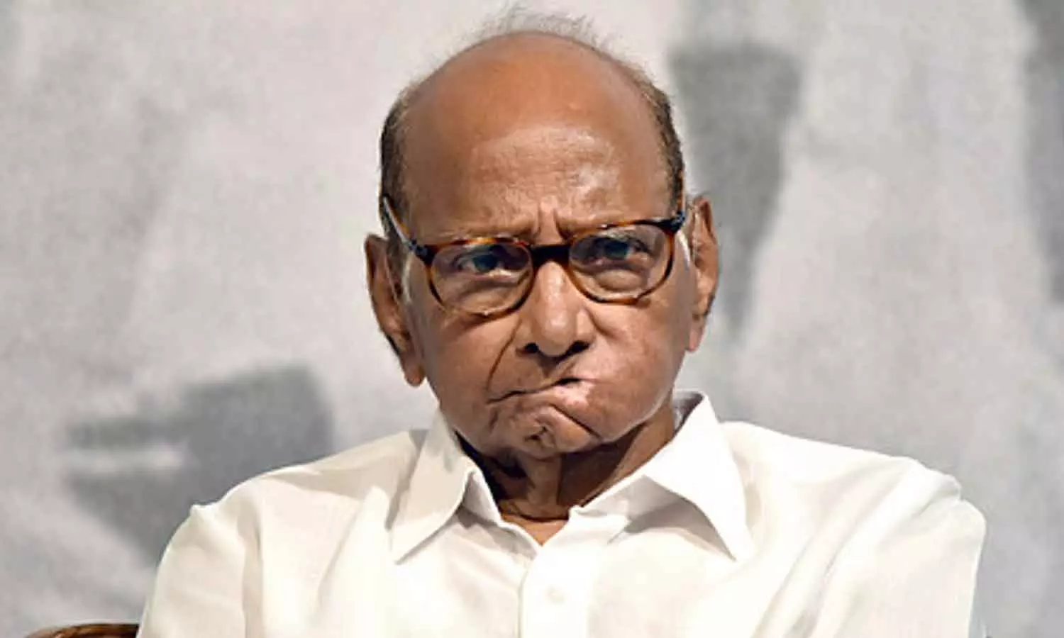 ഇതൊക്കെ എങ്ങനെ സംഭവിക്കുന്നു?  തെരഞ്ഞെടുപ്പ് സമയത്ത് ബിഹാറില്‍ പദ്ധതി ഫണ്ട് വിതരണത്തിൽ ശരദ് പവാർ