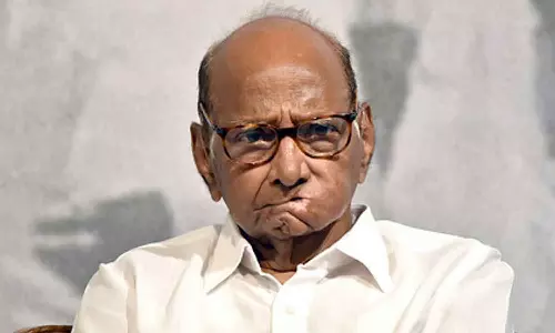 ഇതൊക്കെ എങ്ങനെ സംഭവിക്കുന്നു?  തെരഞ്ഞെടുപ്പ് സമയത്ത് ബിഹാറില്‍ പദ്ധതി ഫണ്ട് വിതരണത്തിൽ ശരദ് പവാർ