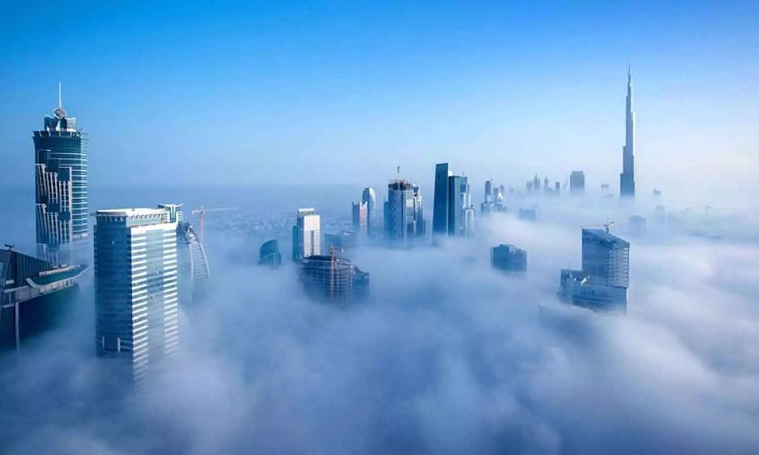 യുഎഇയിൽ തണുപ്പ് കടുക്കുന്നു; അൽ ഐനിൽ താപനില ഇന്ന് 10°C ലേക്ക് താഴ്ന്നു യുഎഇയിൽ തണുപ്പ് കടുക്കുന്നു; അൽ ഐനിൽ താപനില ഇന്ന് 10°C ലേക്ക് താഴ്ന്നു