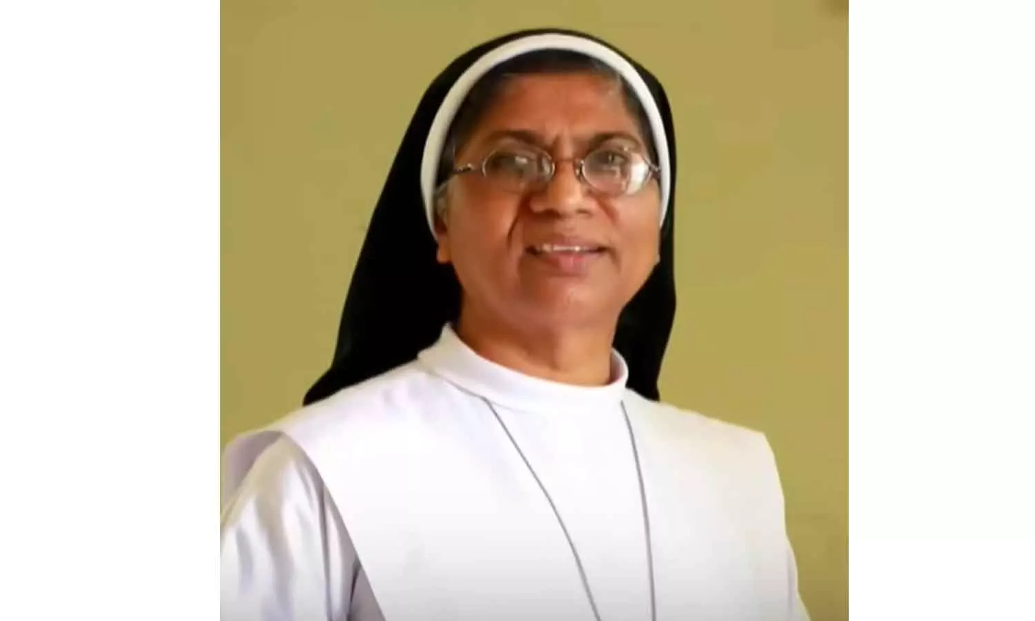 മുഖ്യമന്ത്രിയെ കൊലപ്പെടുത്താൻ ആഹ്വാനം; കന്യാസ്ത്രീ ടീന ജോസിനെതിരെ ഡിജിപിക്ക് പരാതി മുഖ്യമന്ത്രിയെ കൊലപ്പെടുത്താൻ ആഹ്വാനം; കന്യാസ്ത്രീ ടീന ജോസിനെതിരെ ഡിജിപിക്ക് പരാതി