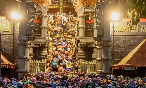 തിരക്ക് നിയന്ത്രിക്കാൻ എൻഡിആർഎഫിന്റെ ആദ്യ സംഘം സന്നിധാനത്ത്