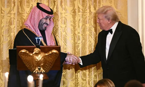 Saudi Crown Prince not wearing black tie at US Presidents dinner; debate