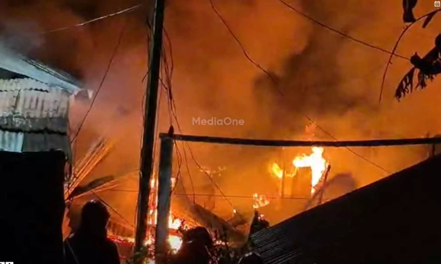 കൊല്ലത്ത് വൻ തീപിടിത്തം; തങ്കശേരി ആൽത്തറമൂട്ടിൽ അഞ്ച് വീടുകൾക്ക് തീപിടിച്ചു