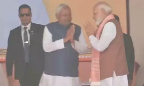 ബിഹാർ: നിതീഷ് കുമാർ മുഖ്യമന്ത്രിയായി സത്യപ്രതിജ്ഞ ചെയ്തു