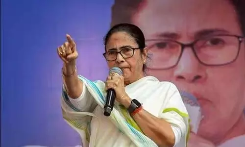 പ്രവർത്തനരീതിയും സമയക്രമവും സമഗ്രമായി പുനഃപരിശോധിക്കണം: എസ്‌ഐആറിൽ തെരഞ്ഞെടുപ്പ് കമ്മീഷന് കത്തയച്ച് മമത ബാനർജി