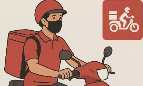 Oman Logistics Association (OLA) CEO says there are over 8,000 illegal food delivery workers in Oman