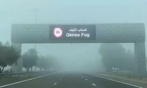 Abu Dhabi is still in fog; speed limits on electronic boards must be strictly adhered to