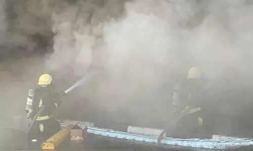 ദമ്മാമിൽ വൻ തീപിടിത്തം; മലയാളികളുടെ കടകൾ ഉൾപ്പെടെ കത്തിനശിച്ചു ദമ്മാമിൽ വൻ തീപിടിത്തം; മലയാളികളുടെ കടകൾ ഉൾപ്പെടെ കത്തിനശിച്ചു