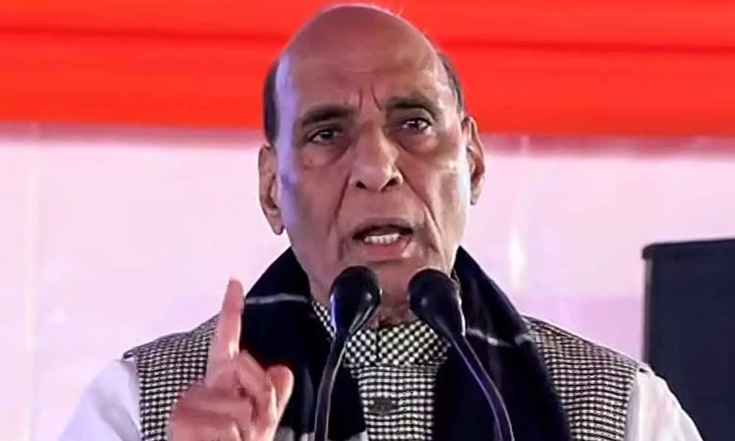 സിന്ധ് വീണ്ടും ഇന്ത്യയിലേക്ക് തിരിച്ചെത്തിയേക്കും, അതിർത്തികൾ മാറിയേക്കാം: പ്രതിരോധമന്ത്രി രാജ്നാഥ് സിങ് സിന്ധ് വീണ്ടും ഇന്ത്യയിലേക്ക് തിരിച്ചെത്തിയേക്കും, അതിർത്തികൾ മാറിയേക്കാം: പ്രതിരോധമന്ത്രി രാജ്നാഥ് സിങ്