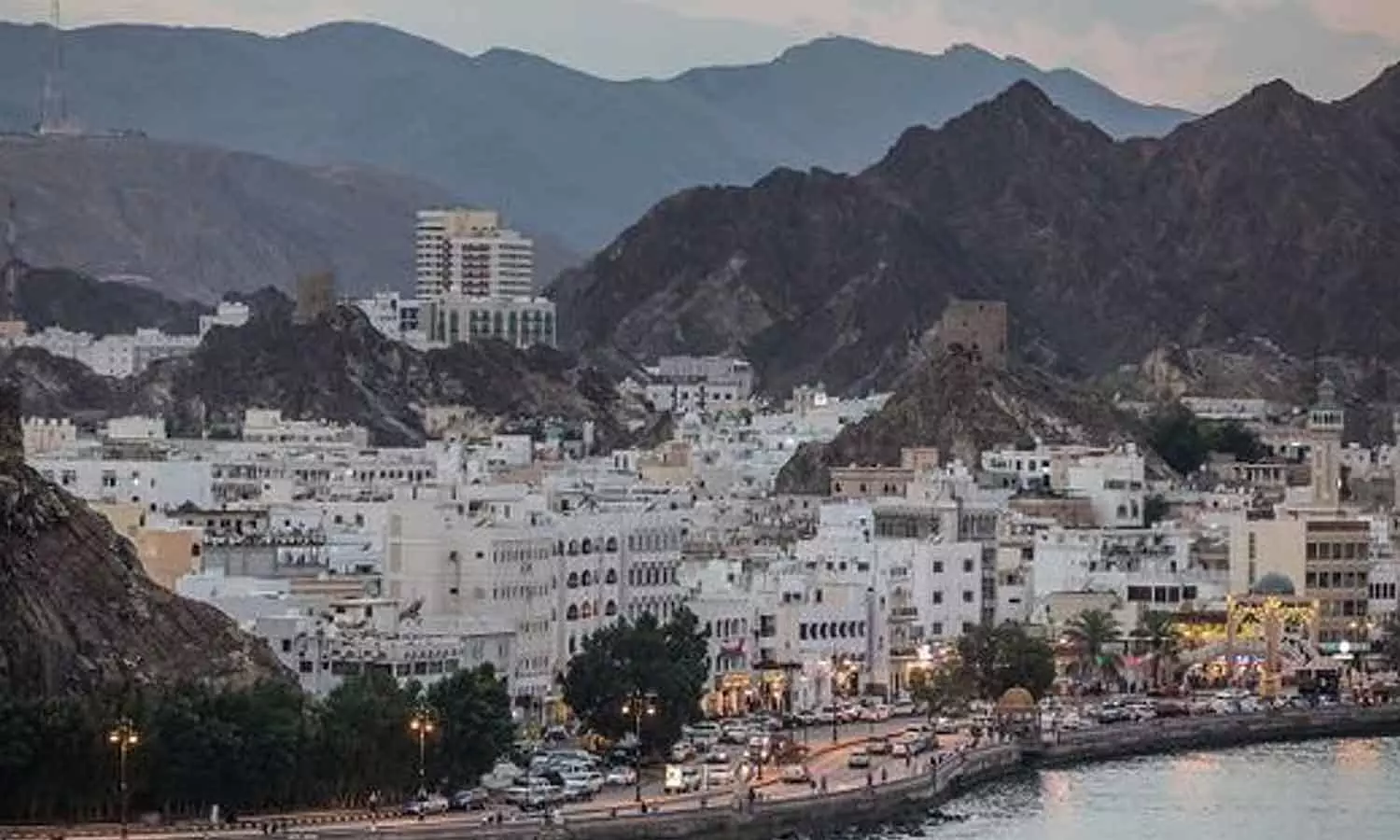 Oman National Day Holiday: Clear weather expected in most governorates