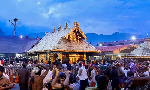 പപ്പടവും പായസവും അച്ചാറും; ശബരിമലയിൽ അന്നദാനത്തിന് ഇനിമുതൽ കേരളീയ സദ്യ പപ്പടവും പായസവും അച്ചാറും; ശബരിമലയിൽ അന്നദാനത്തിന് ഇനിമുതൽ കേരളീയ സദ്യ