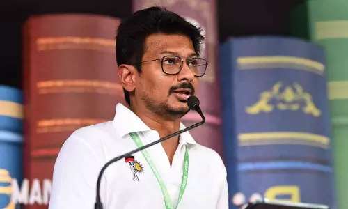 ഹിന്ദി അടിച്ചേൽപ്പിച്ചാൽ ഭാഷാ യുദ്ധത്തിനും തമിഴ്‌നാട് തയ്യാർ: കേന്ദ്രസർക്കാരിന് മുന്നറിയിപ്പുമായി ഉദയനിധി സ്റ്റാലിൻ