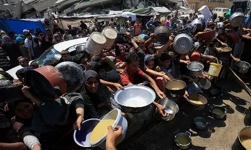 മരിക്കാത്ത മനുഷ്യത്വം, ഗസ്സയിലെ 10 ലക്ഷം പേർക്ക് ഭക്ഷണമെത്തിക്കാൻ യുഎഇ