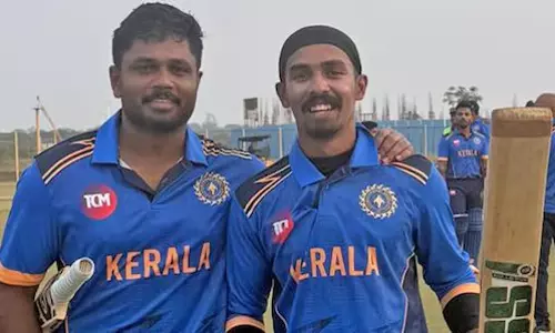 സയ്യിദ് മുഷ്താഖ് അലി ക്രിക്കറ്റ് ടൂർണ്ണമെൻ്റിൽ ഒഡീഷയെ പത്ത് വിക്കറ്റിന് തകർത്ത് കേരളം സയ്യിദ് മുഷ്താഖ് അലി ക്രിക്കറ്റ് ടൂർണ്ണമെൻ്റിൽ ഒഡീഷയെ പത്ത് വിക്കറ്റിന് തകർത്ത് കേരളം