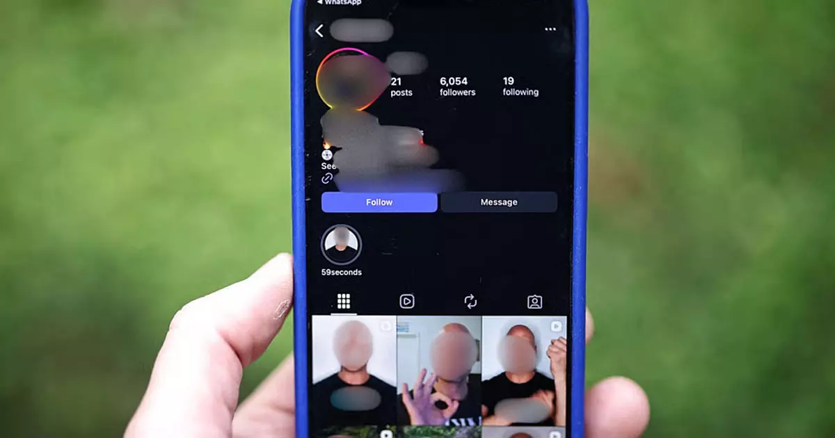 പ്രായപൂർത്തിയാകാത്ത പെൺകുട്ടിയെ ഇൻസ്റ്റാഗ്രാമിലൂടെ പ്രലോഭിപ്പിച്ചു; ദുബൈയിൽ ഏഷ്യൻ പൗരന് 5,000 ദിർഹം പിഴ