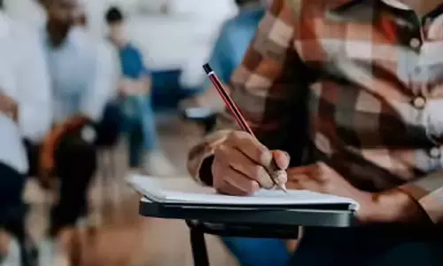 പരീക്ഷക്കാലമാണ് ; ഈ അഞ്ച് കാര്യങ്ങൾ ശ്രദ്ധിച്ചാൽ നല്ല മാർക്ക് നേടാം