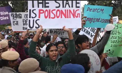 ഡൽഹിയിലെ വായുമലിനീകരണം: പ്രതിഷേധത്തിനിടെ അറസ്റ്റിലായ മലയാളിയടക്കം ഒമ്പത് പേർക്ക് ജാമ്യം