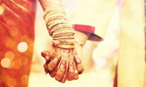 Police Stop Married Cops Wedding With Another Woman